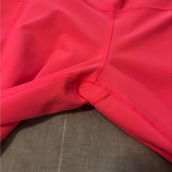 Old Navy Powersoft High Rise Leggings - Picture 2 of 5